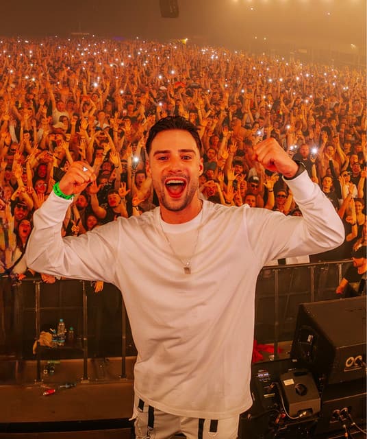 Dimitri K